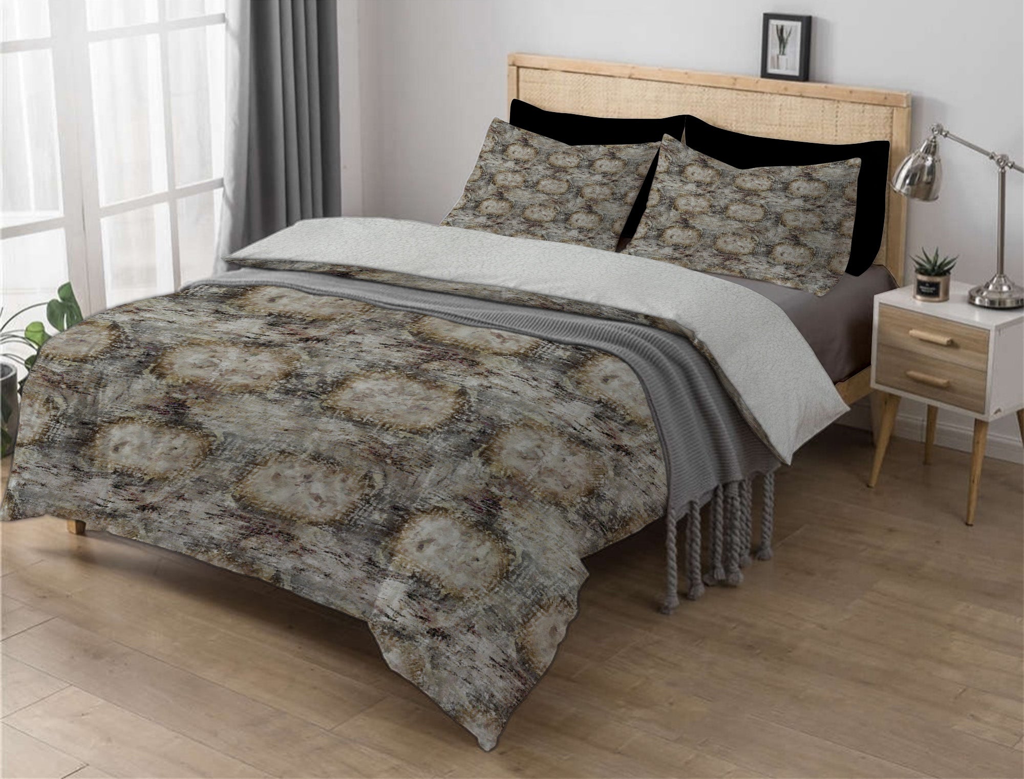 Aleid Sherpa Comforter Set