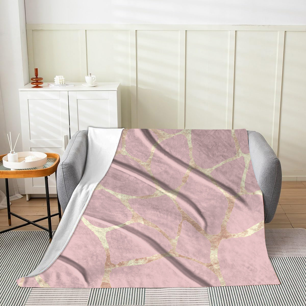 Kayleah Throw Velveteen Blanket