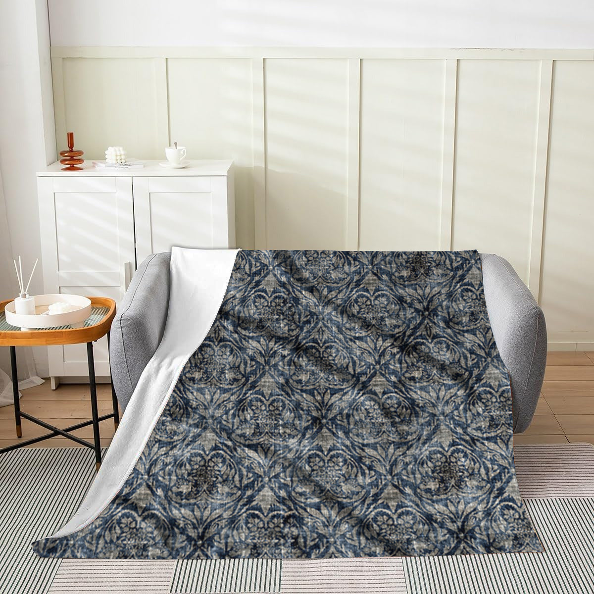 Lau Throw Velveteen Blanket