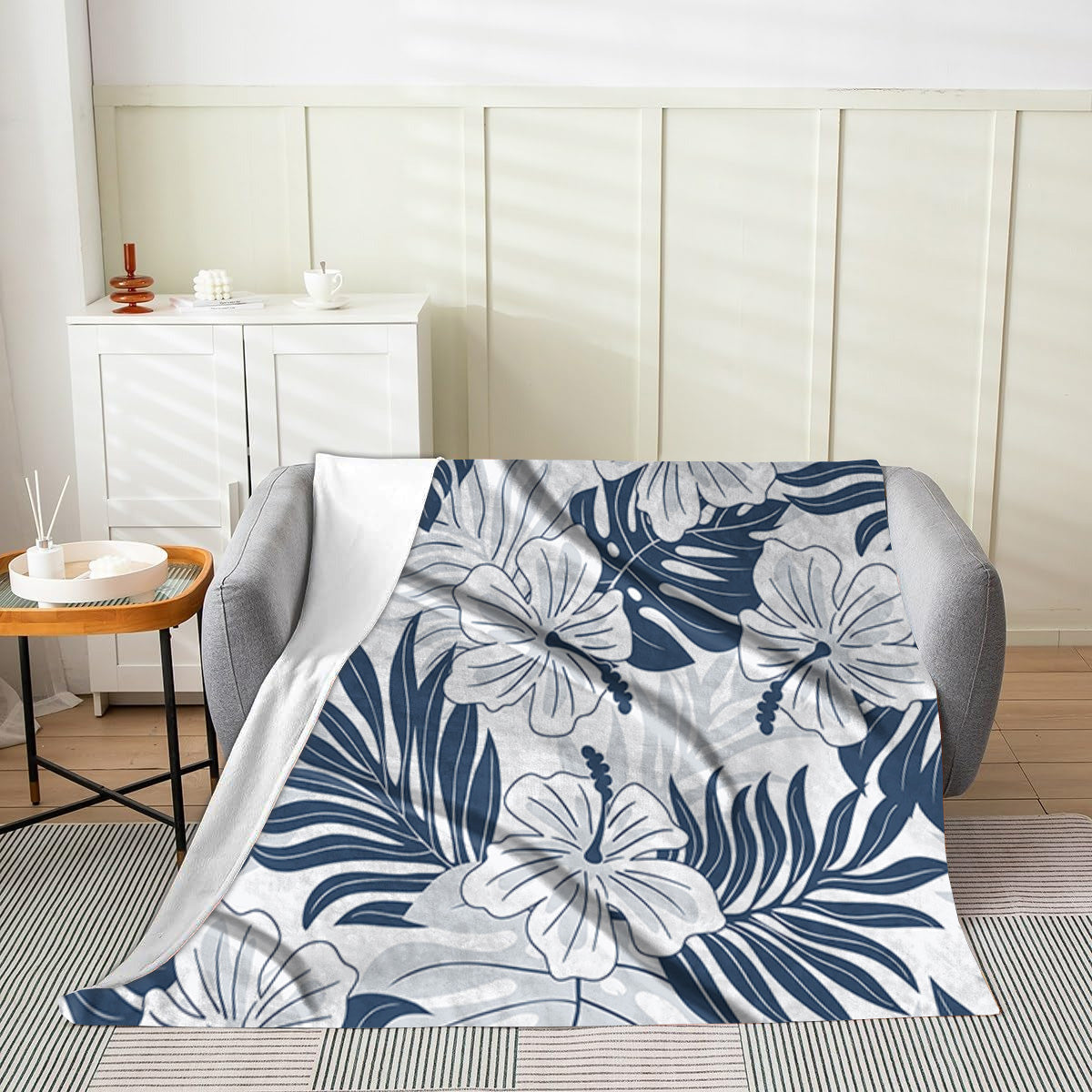 Sunder Throw Velveteen Blanket